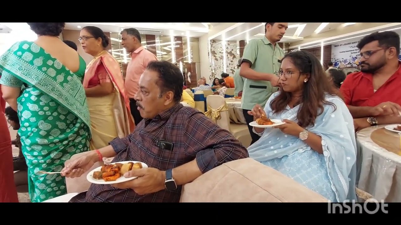 ഇത്തരം കലാപ്രകടനങ്ങൾ ആദ്യം ആയിട്ട് കാണുവാണ്