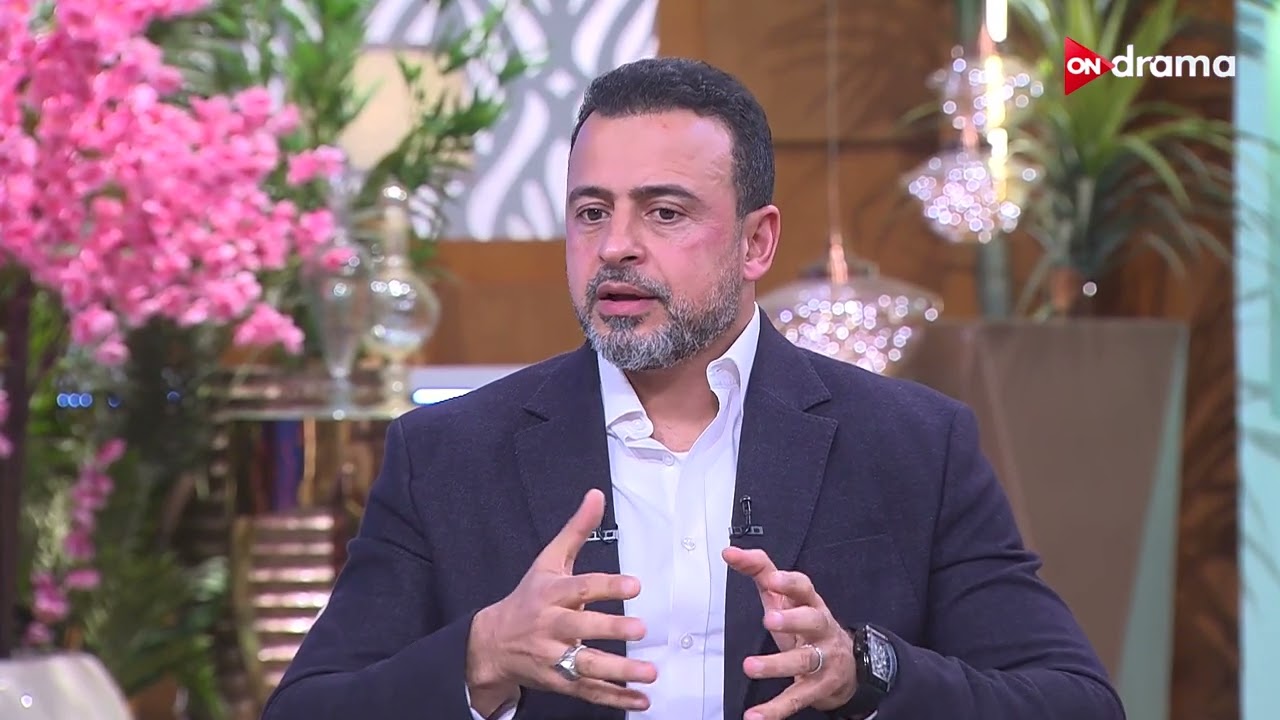 ‏‏مصطفى حسني أعتذر للجمهور..شوف اللي حصل #معكم_منى_الشاذلي