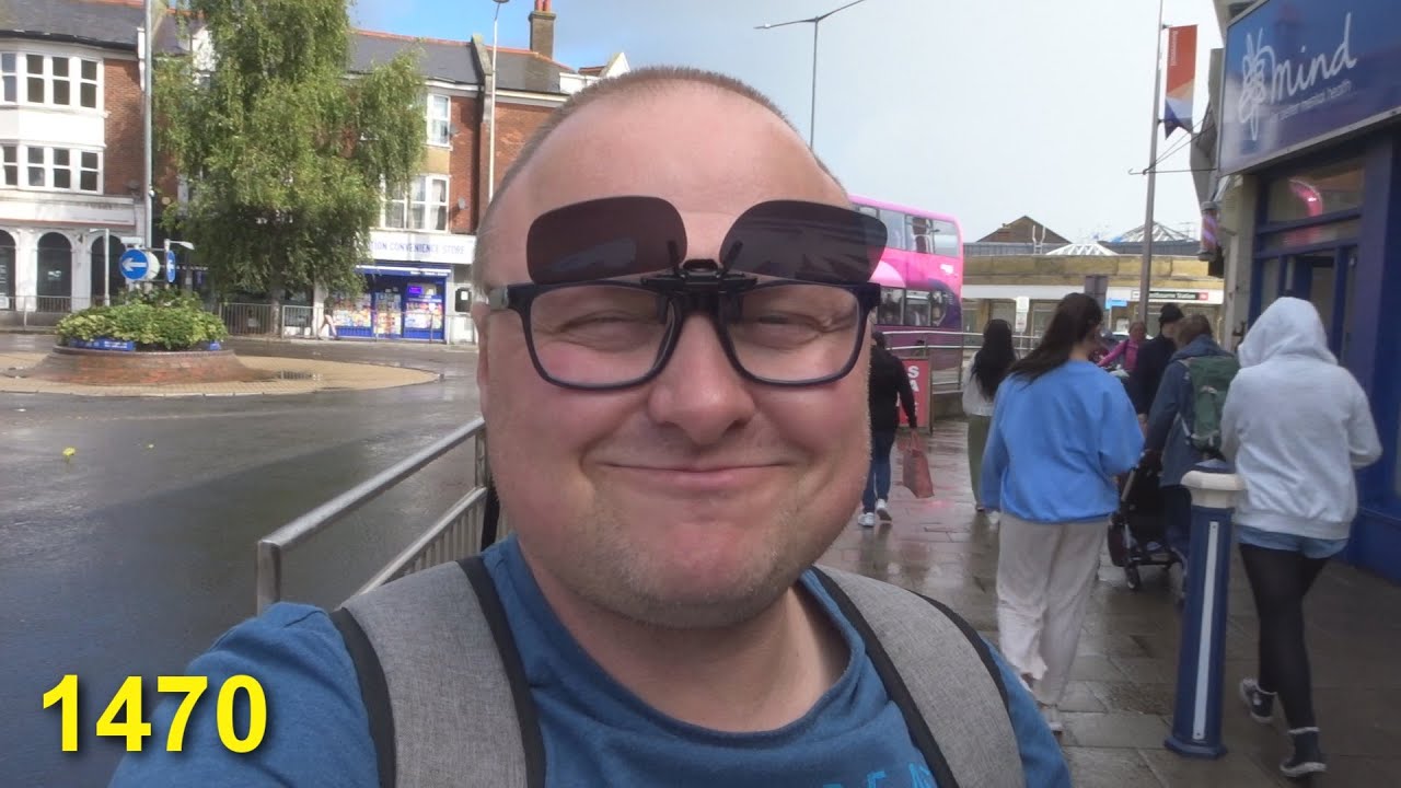 Eastbourne (Vlog 1470)