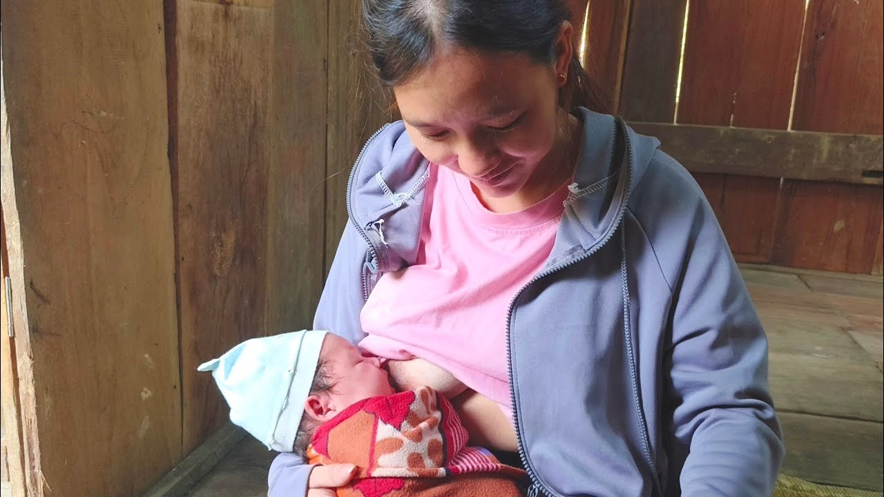 Our First Days Together After Birth | Feeding Chickens & Cleaning the Old House