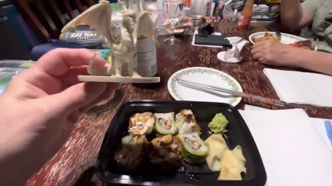 Dragon 🐉 roll Sushi vs D&D joke
