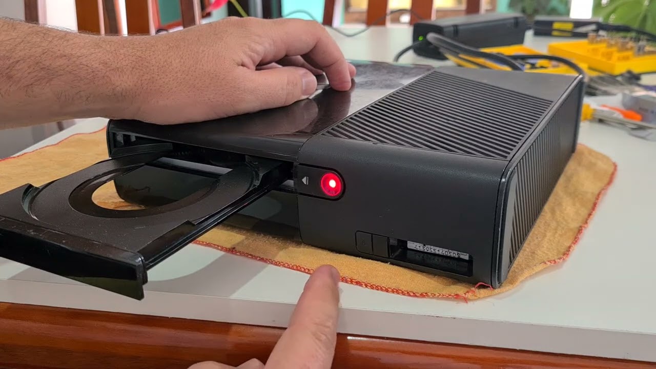 Identificando código de erro no xbox 360 super slim, com luz vermelha. #xbox360 #xbox360superslim