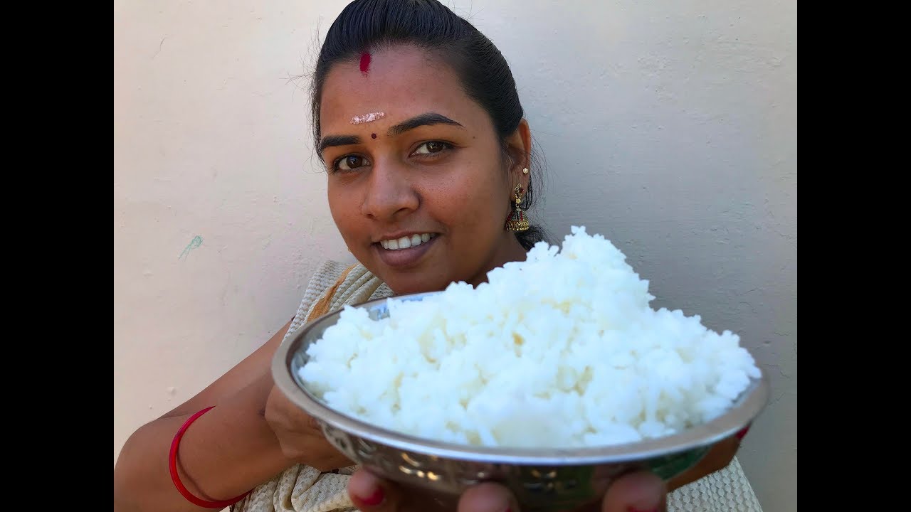 ரேஷன் அரிசியை கடையில் வாங்கும்  50 ரூபாய் அரிசி போல் சாதம் செய்யலாம் .!