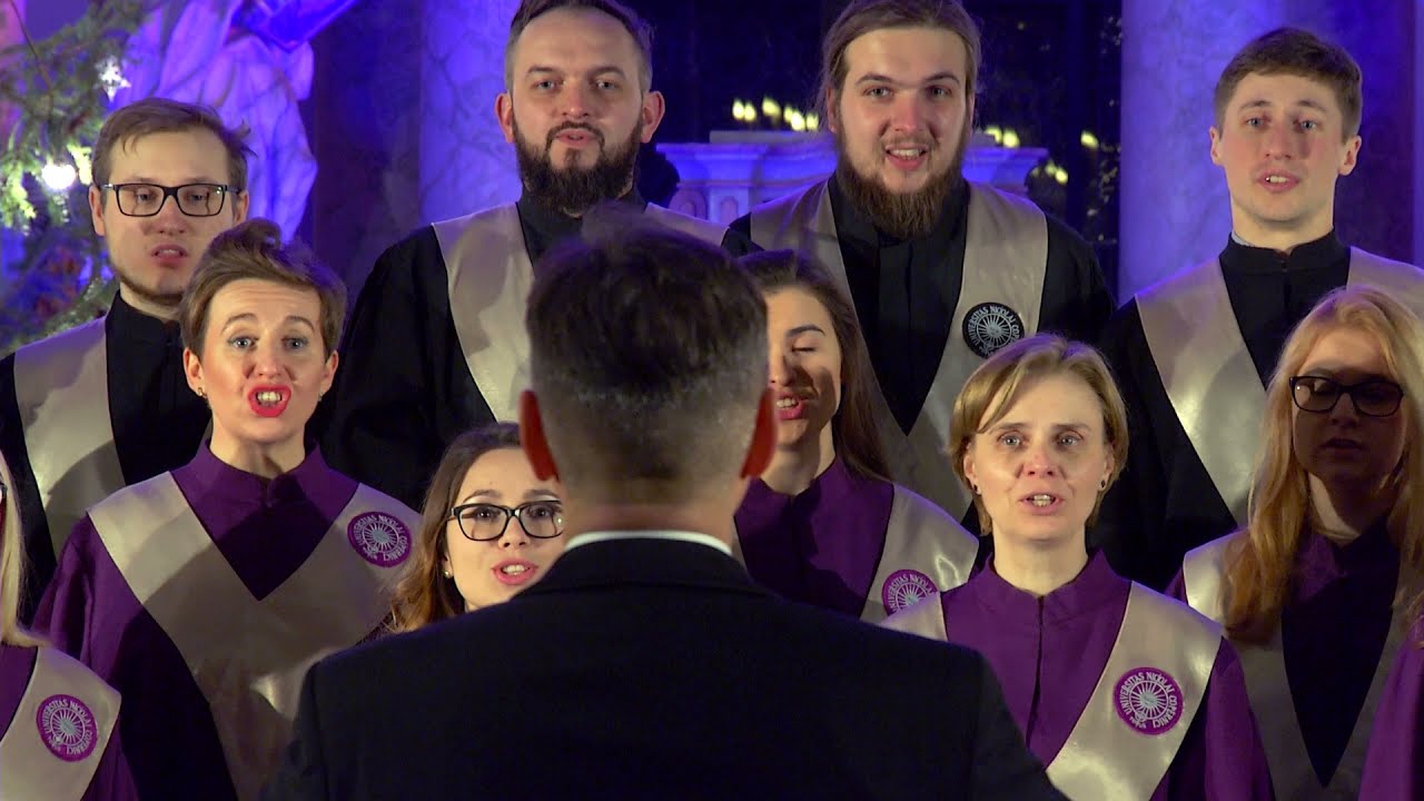Ch&oacute;r Akademicki UMK w Toruniu. Wśr&oacute;d nocnej ciszy