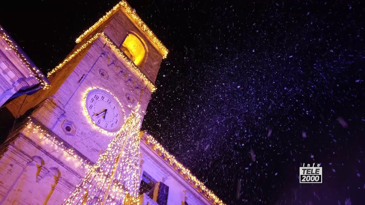 È Natale a Mombaroccio, torna il fascino del grande mercatino natalizio nel borgo medievale