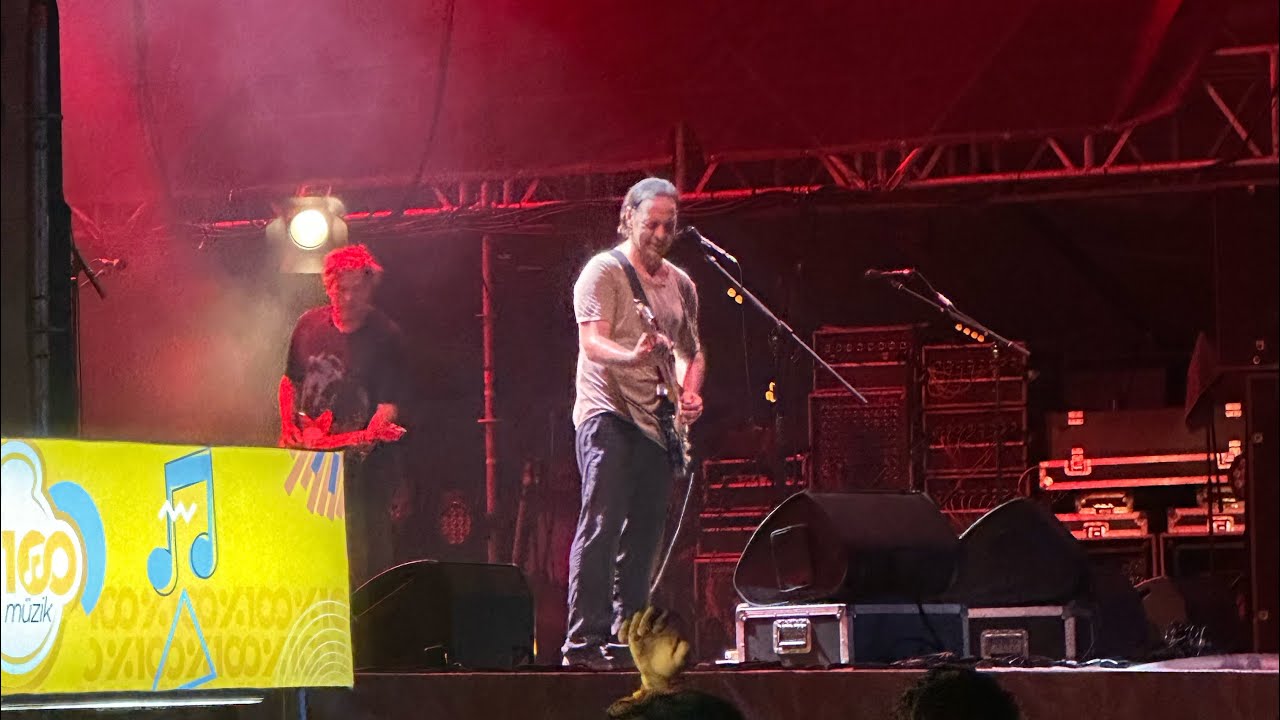 23 ağustos 2024 - zeytinli rock festivali (duman duman DARMADUMAN)