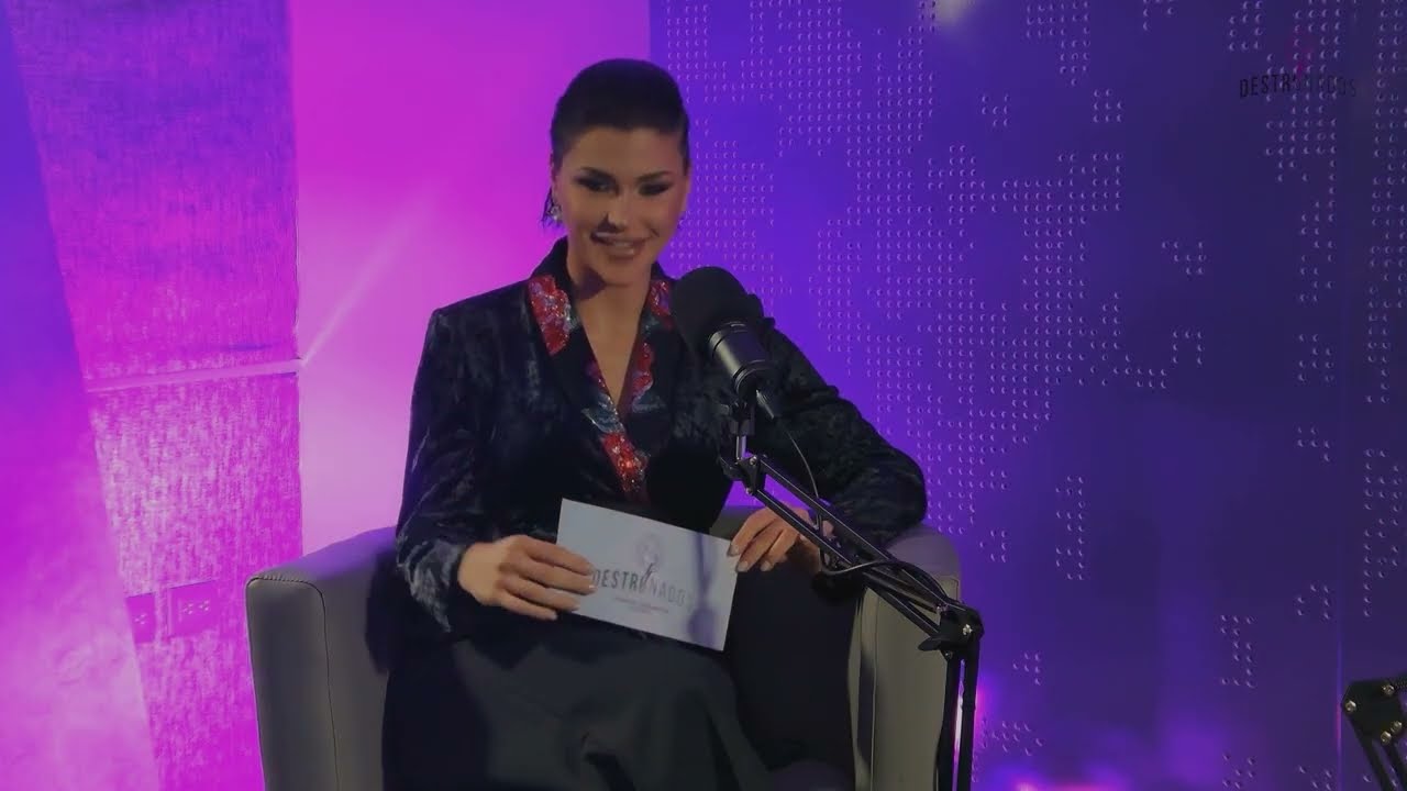 Destronados by Sabrina Deraneck Ep. 1 - LOS CONCURSOS DE BELLEZA: LA VERDAD SIN CORONA