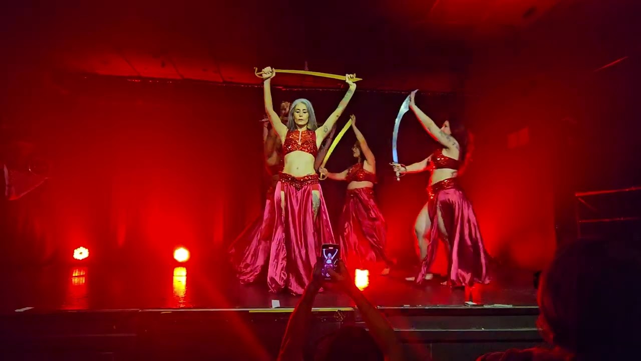 Dança das Espadas: Raqs Al - Saif - Mostra Caravana Tempo e Destino - Setembro de 2025.