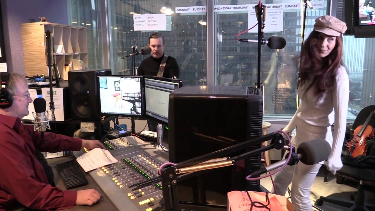 Michael McDermott & Heather Horton Surprise Lin On His Last Morning Show Shift