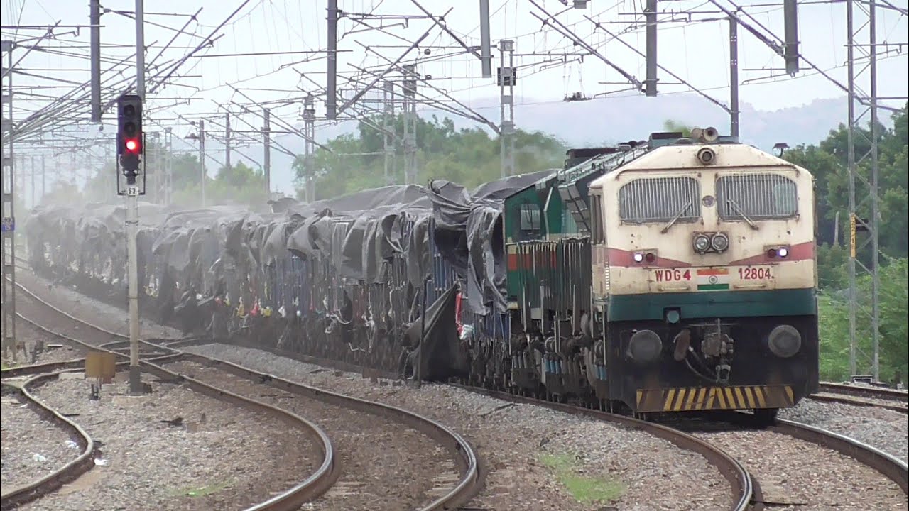 SHARP CURVE & NON STOP Honking Trains | Indian Railways