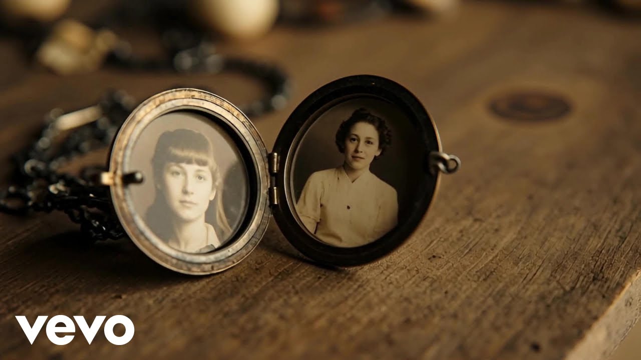 Carl East - The Lost Locket