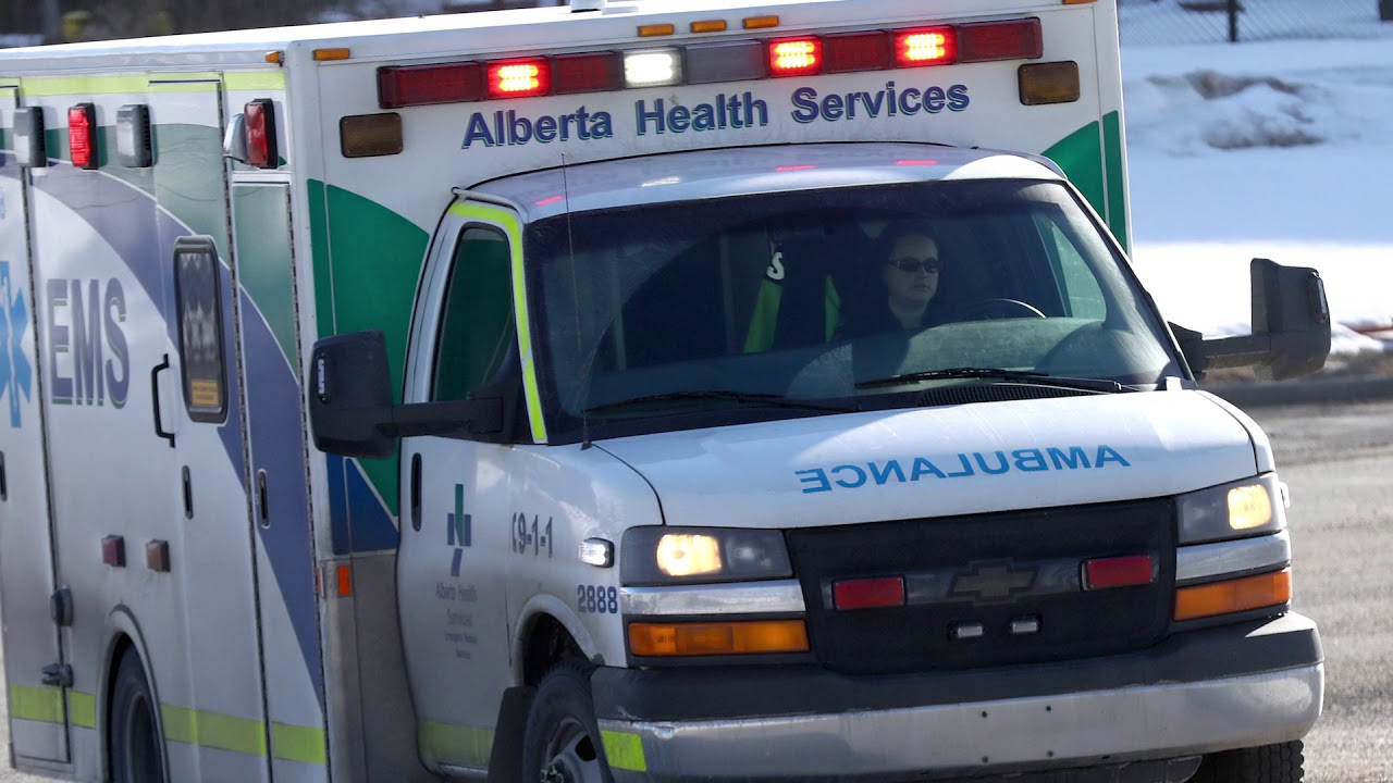 Paramedics union says EMS system at &lsquo;breaking point&rsquo;