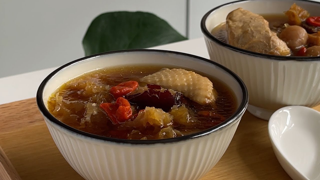 Chinese Style Nutritious Snow Fungus Chicken Soup Recipe using Double Boiled Soup Method