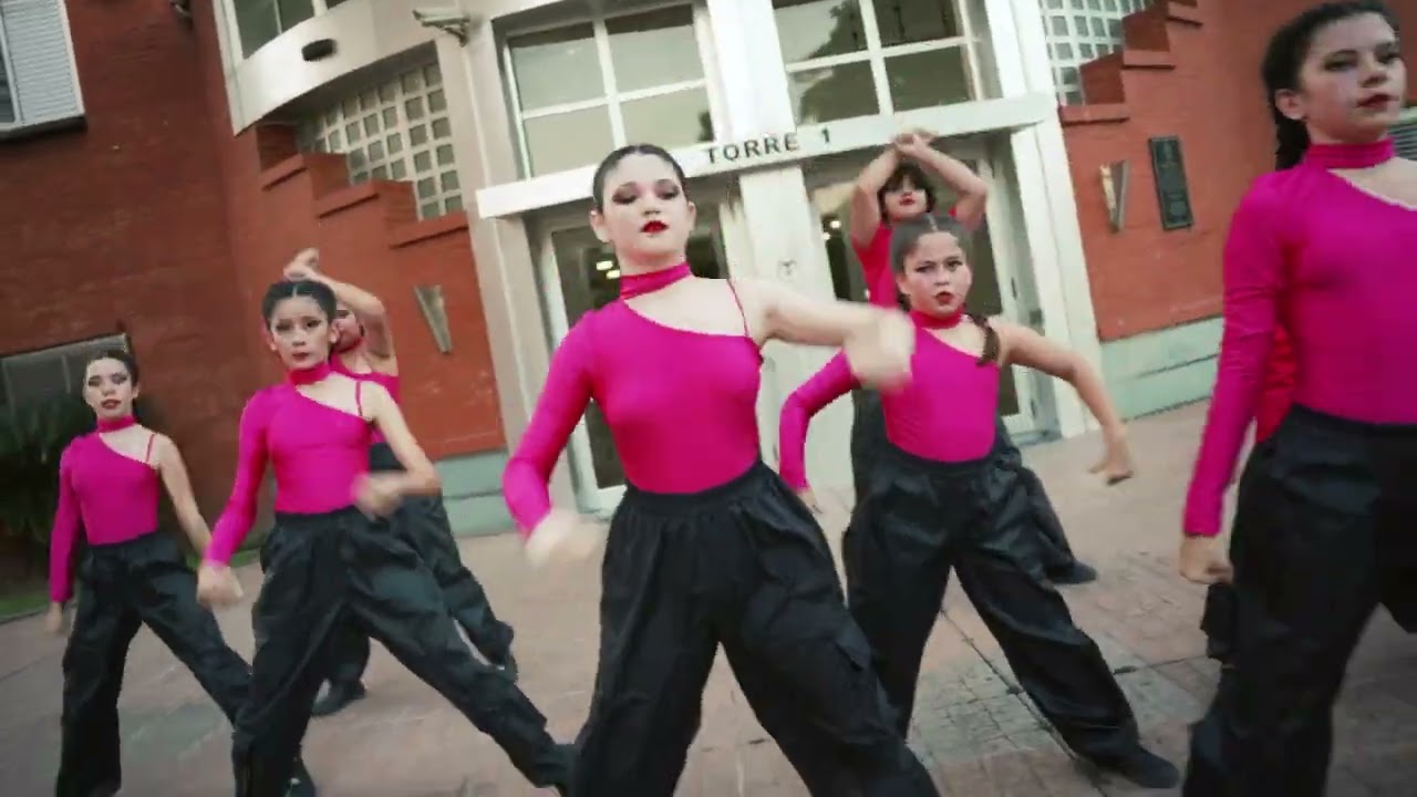MLQHD - Mira Lo Que Hizo Dios ( coreografía Puppo Valeria )