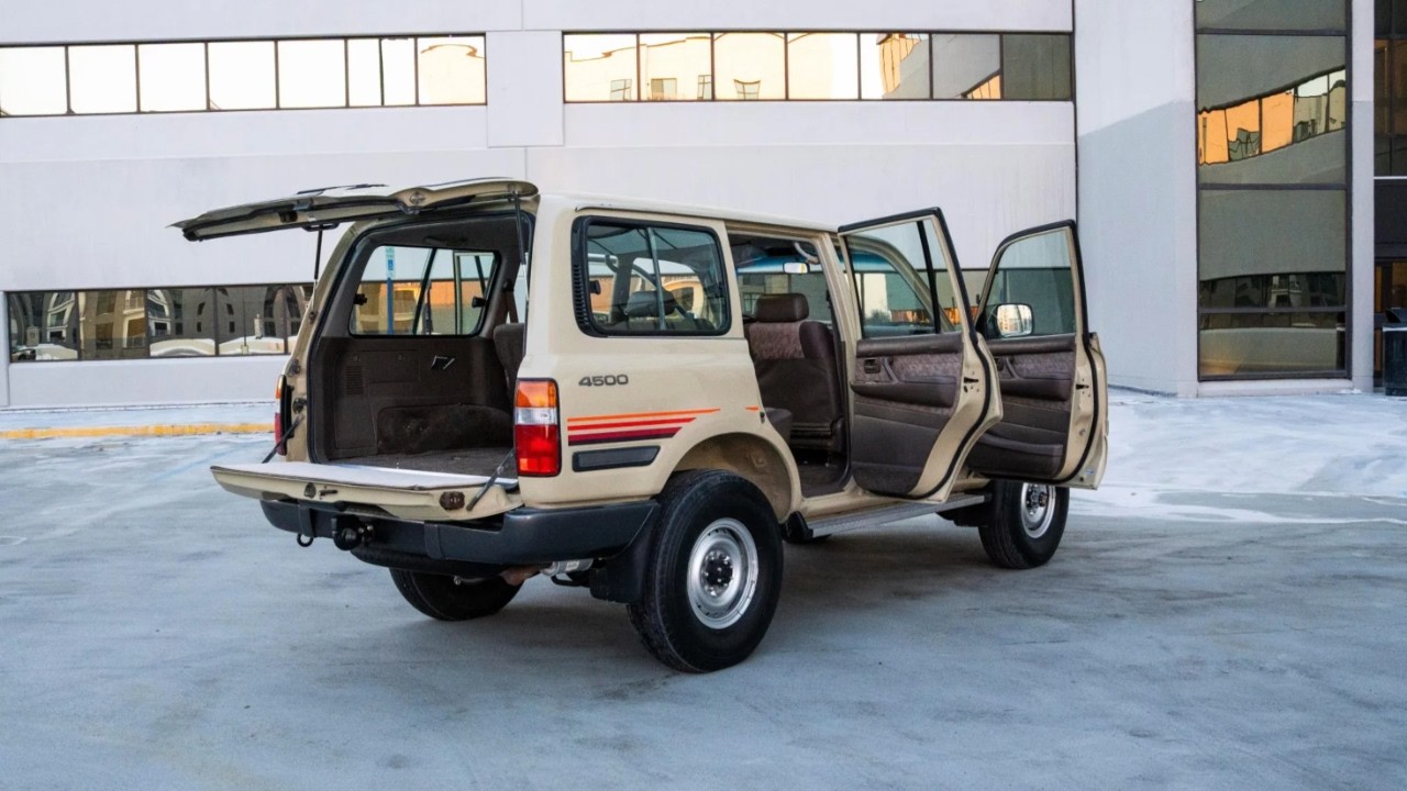 Обзор Land Cruiser GX 1997 года / Интерьер / Холодный запуск / Тест-драйв