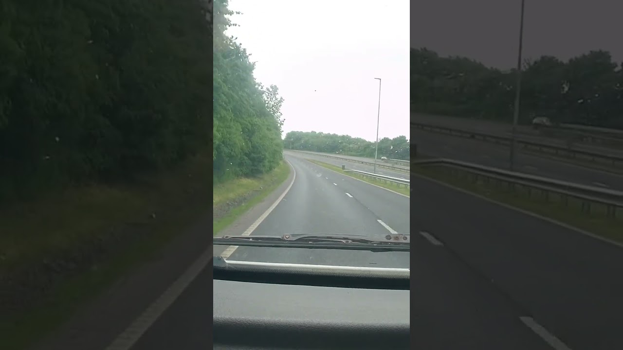 DRIVING -How to join ( merge ) the motorway from sliproad