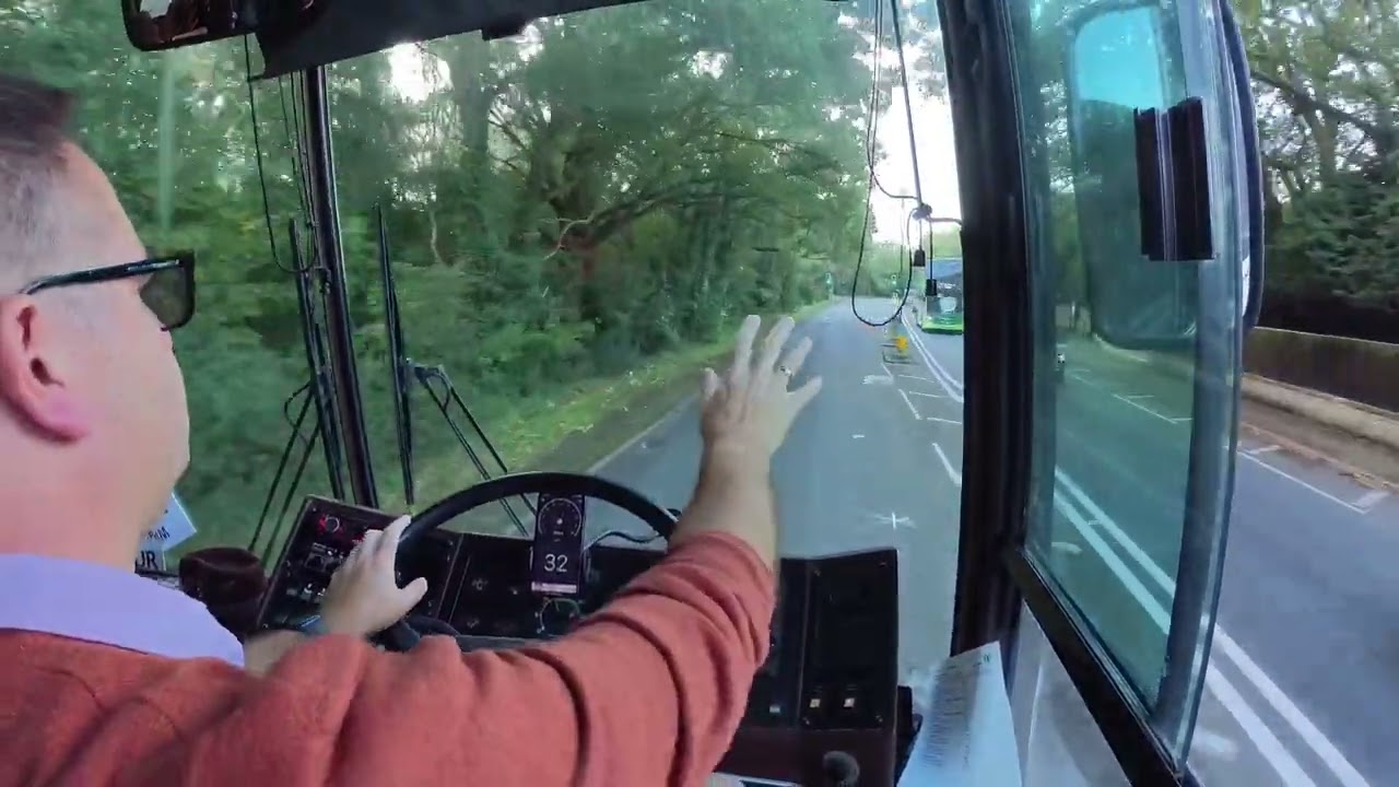 Isle of Wight: Ryde - Whippingham (WightRider) YXI6327 Volvo/Van Hool