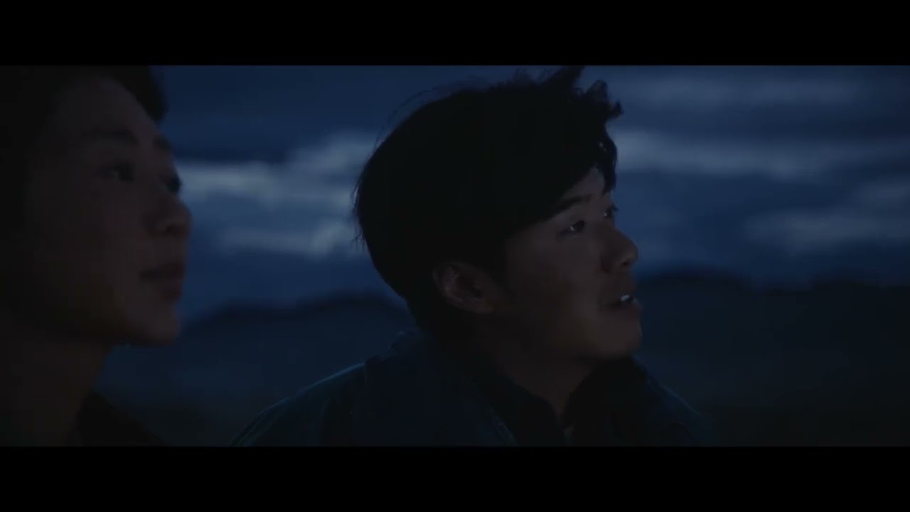 无人区里，星空之下，白菊和邵云飞说起小时候的事、说起对星空的猜想，说起未来的期望，最终，说出了关于彼此心底的感情 #生命树 杨紫 #胡歌