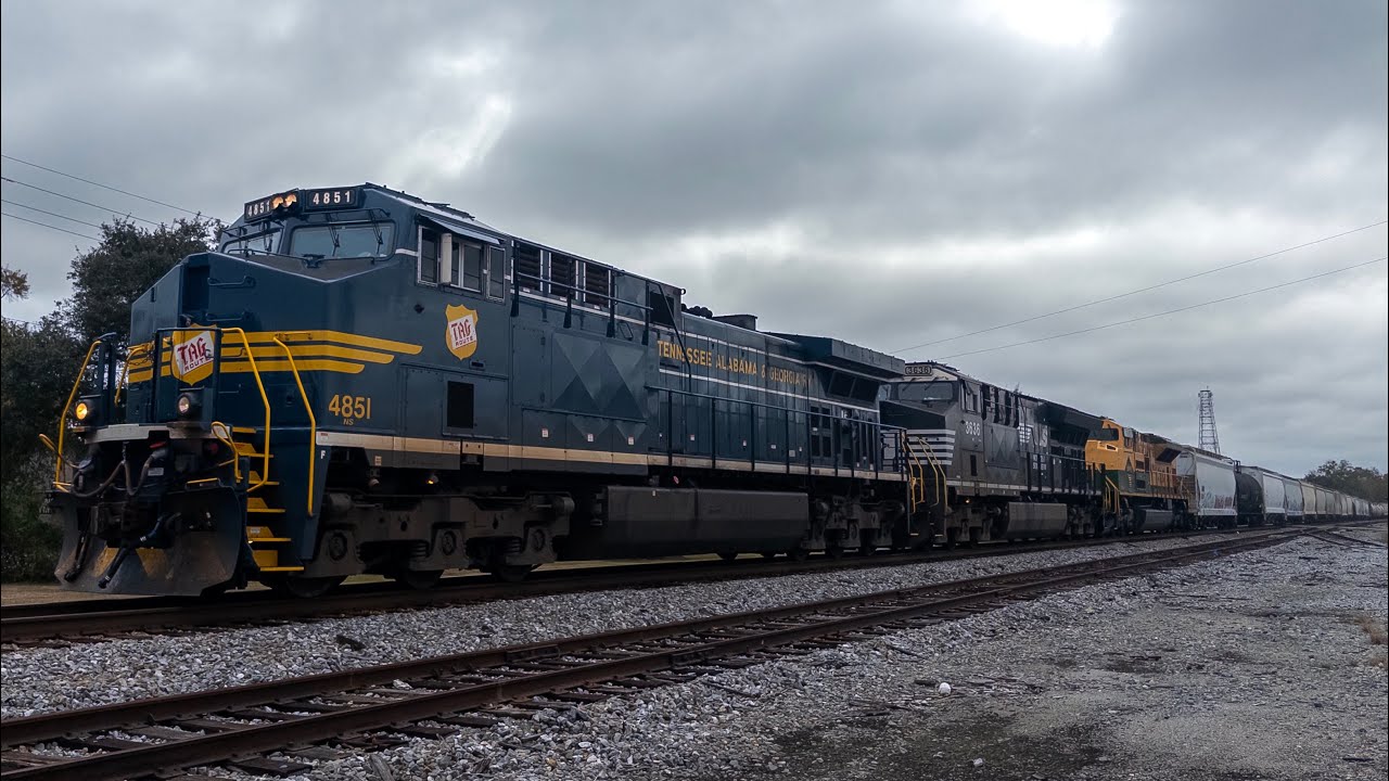 NS 344 North through Slidell, LA with NS 4851 “Tennessee, Alabama, & Georgia,” & NS 1067 “Reading”