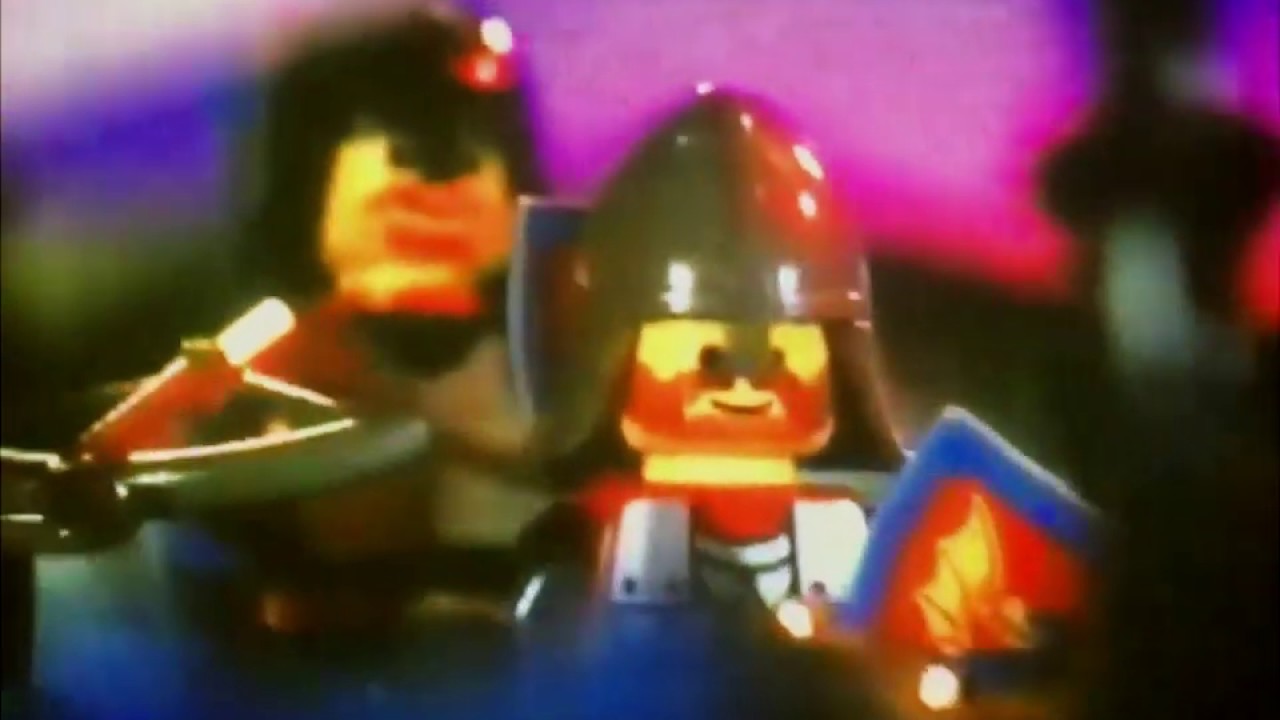 Black Knights and Wolf People Short - Lego System Castle 1992