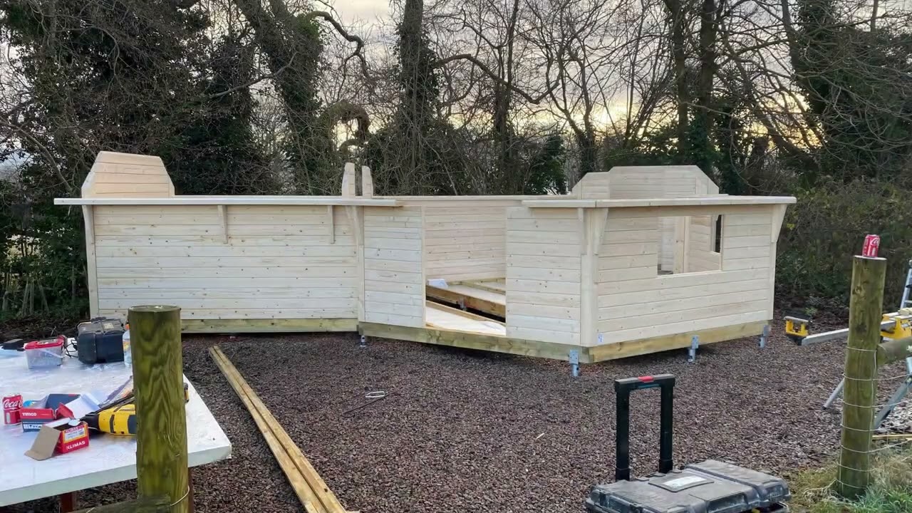 Logspan X Saltbox Escapes - Project |  Finman Retreat | Glamping | Escape | Log Cabin | Lodge