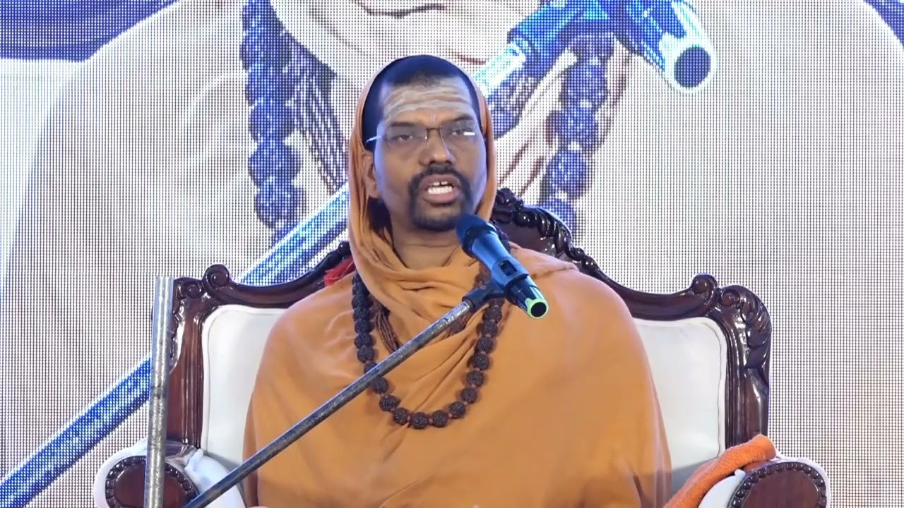Hindu Dharma Sarvasva - 2 by Swami Haribrahmendranandji( DLS Vadodara Amrut Mahotsav)