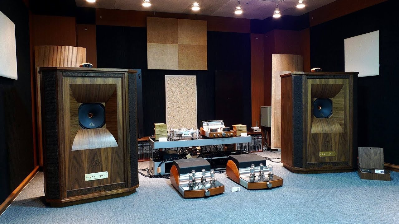 Как сочетается акустика TANNOY с ламповым усилителем Air Tight ATM-211