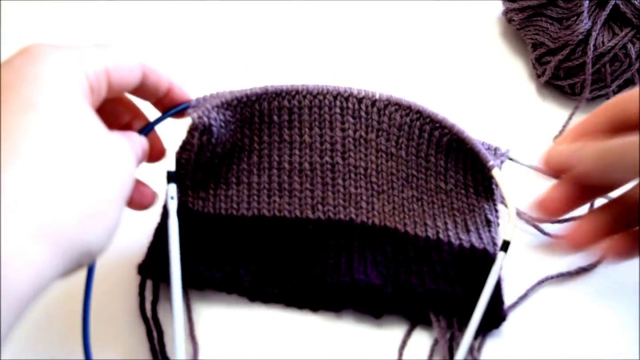 Lavorare a maglia in tondo con due circolari