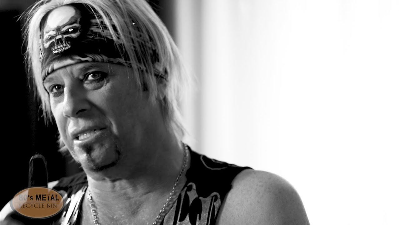 Ratt Drummer Bobby Blotzer  Talks a little dirt.