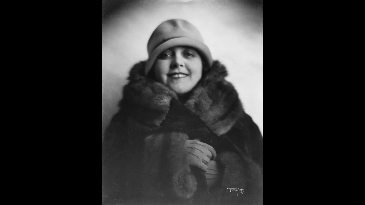 Toti dal Monte (soprano) - Splendon le sacre faci ('Lucia di Lammermoor' - Donizetti) (1924)