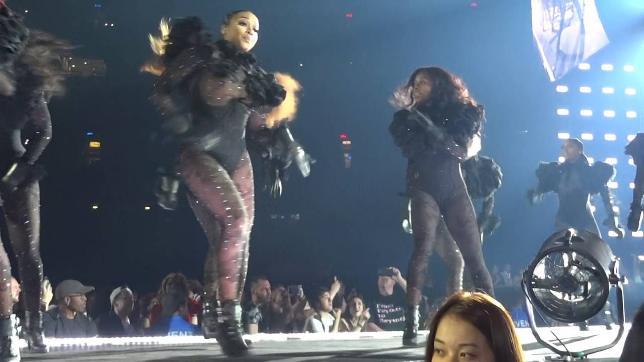 Beyonce - Formation (Live)