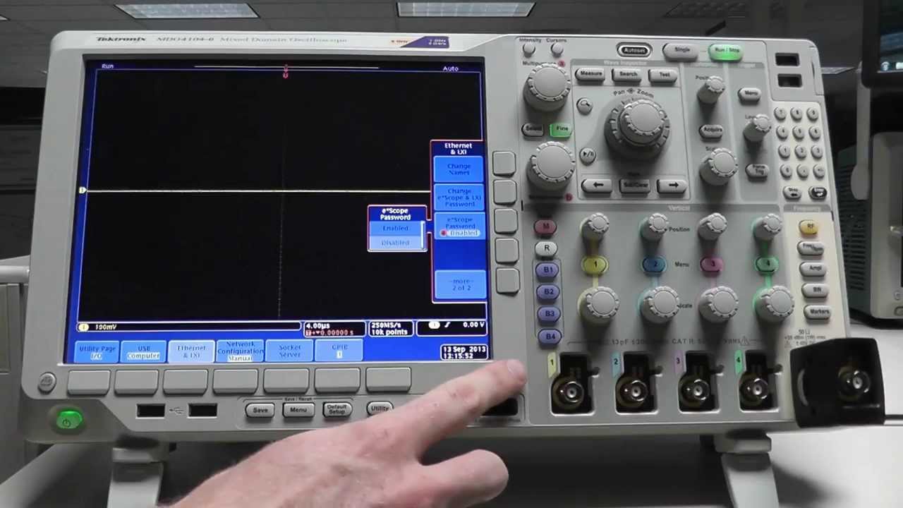How do I erase and declassify an MDO4000 series oscilloscope?