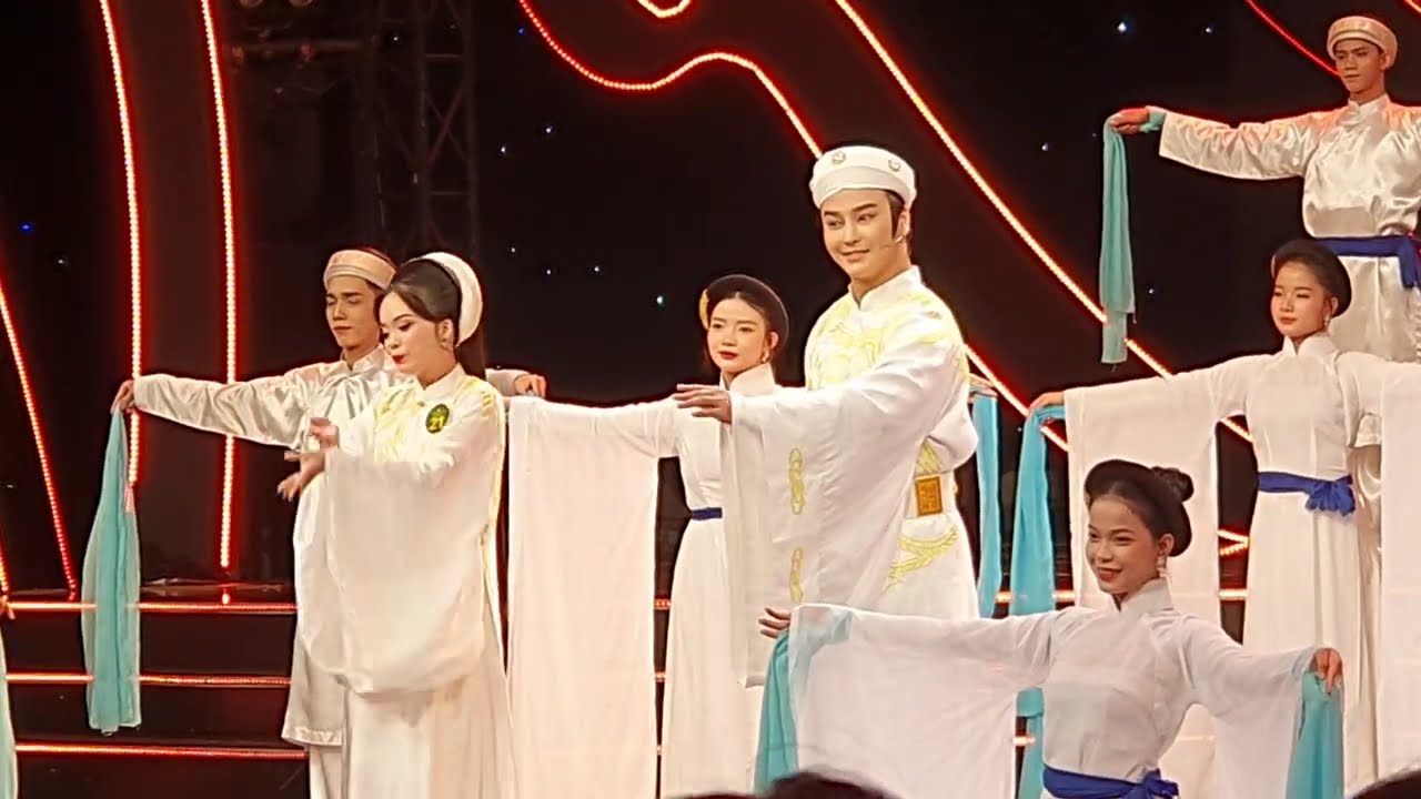 H&agrave; Như  , V&otilde; Minh  L&acirc;m , chung kết xếp hạng CVVC 2025