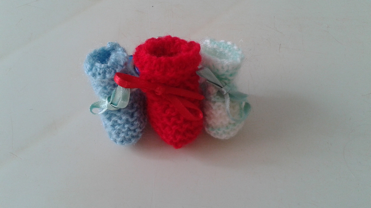 Mini Sapatinhos em Tricô   Lembrancinhas