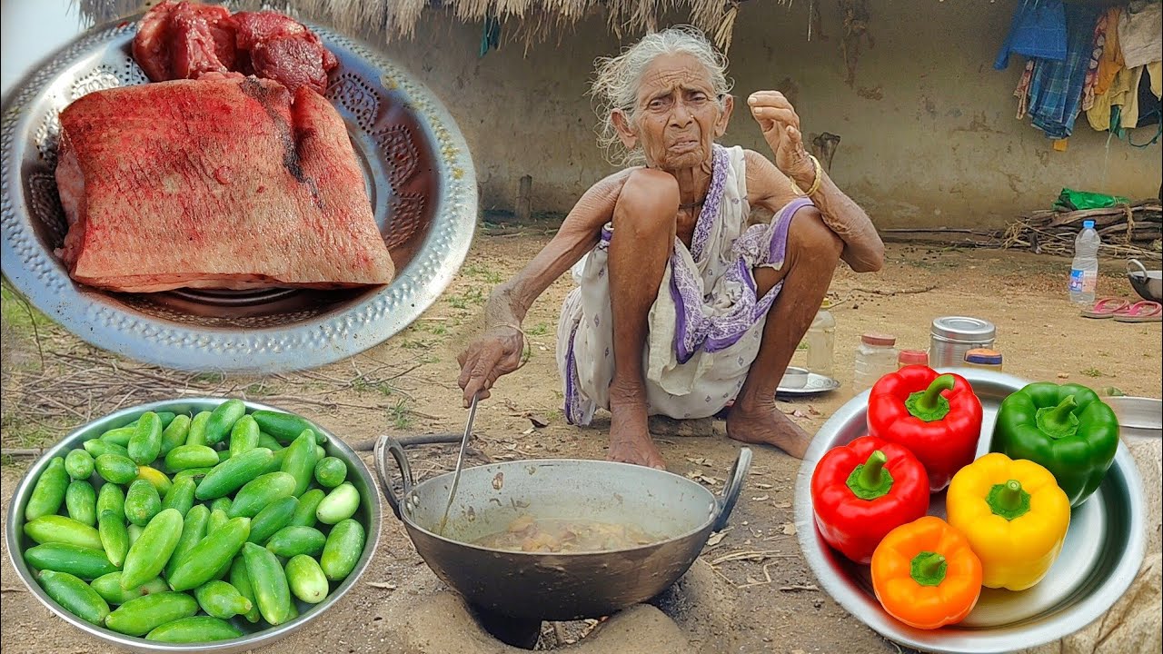 Poor old widow Grandma cooking PORK CURRY with lvy Gourd & capsicum recipe and eating||village food 