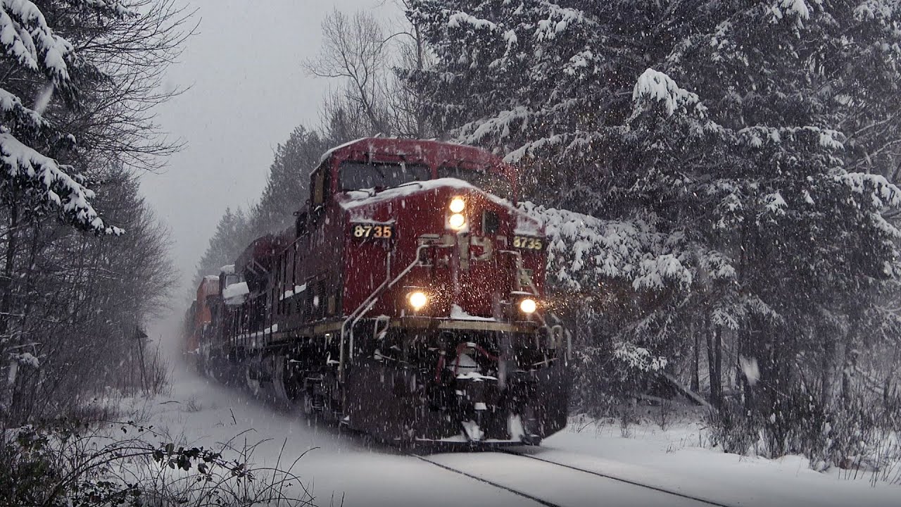 WINTER WONDERLAND! 4 Trains In The Snow, Featuring CP 113 with UP 5456, CN/CP action, and Snow Plows