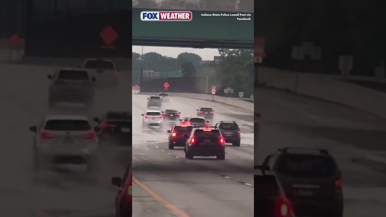 ⚠️ FLOOD CAUTION: Travelers In Indiana Drive Through Flood Waters