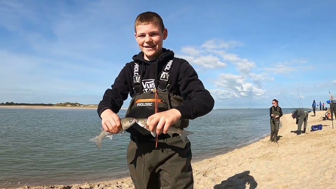 10 Kids vangen 572 vissen!