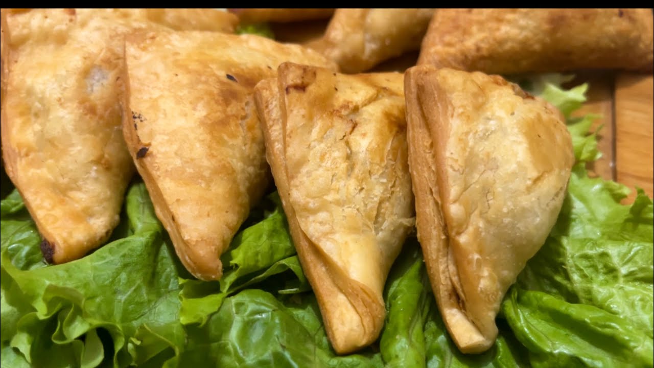 Crispy aloo Puff Petties For Iftar| Ramzan Special Puff Petties Recipe| Without Oven Recipe Razan🌙