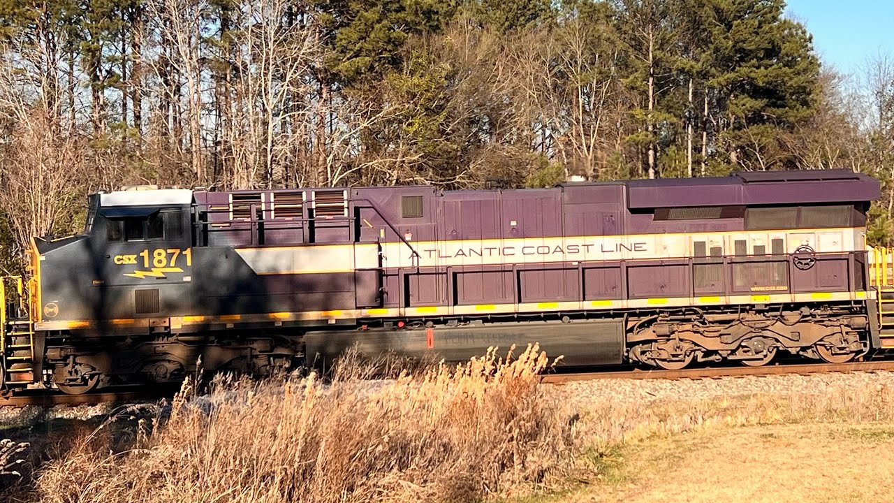 CSXT 1871 ACL Heritage Unit leads CSX X502-19 in Manchester, Ga!! Enjoy the video!!