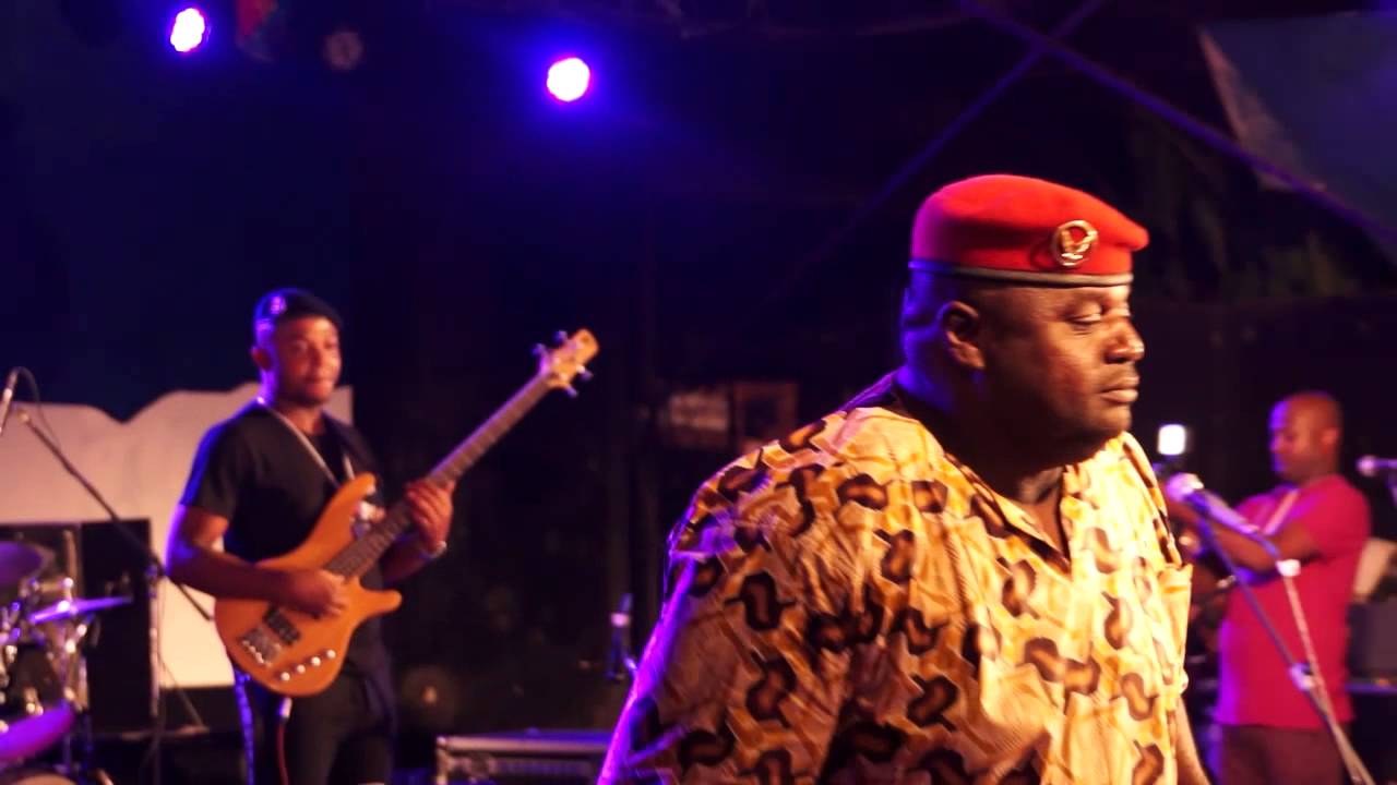 BACO ALI (MAYOTTE) AU DONIA 2015