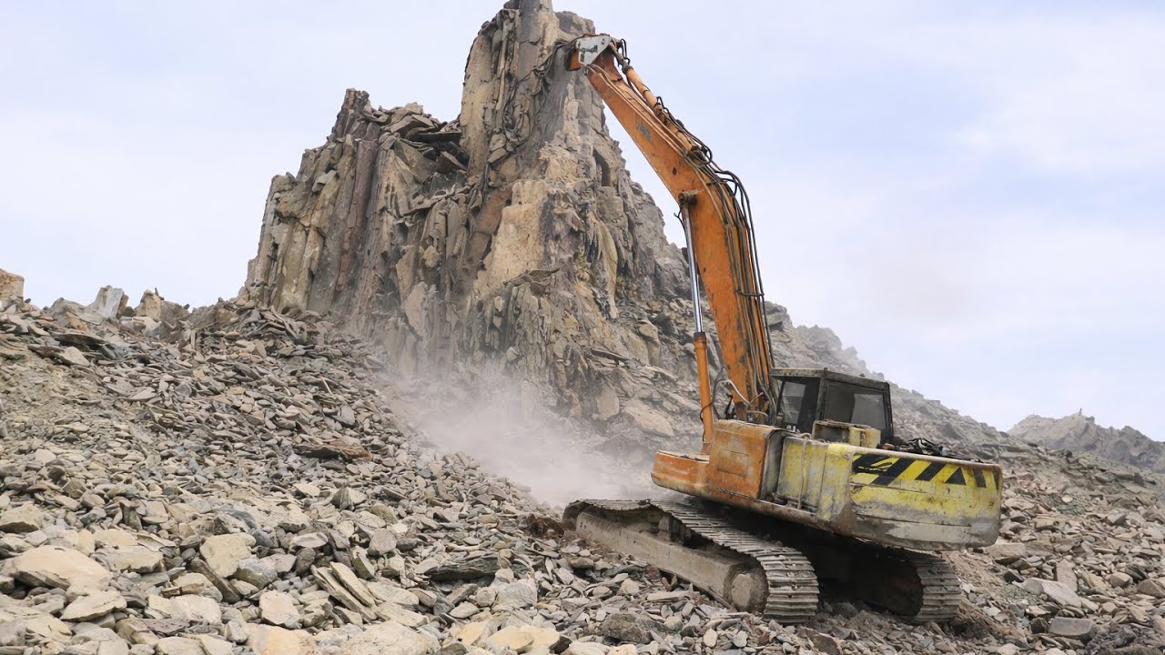HILL DESTRUCTION: How to Break a Hill with an Excavator Machine! #excavators #stonemachinery #jcb