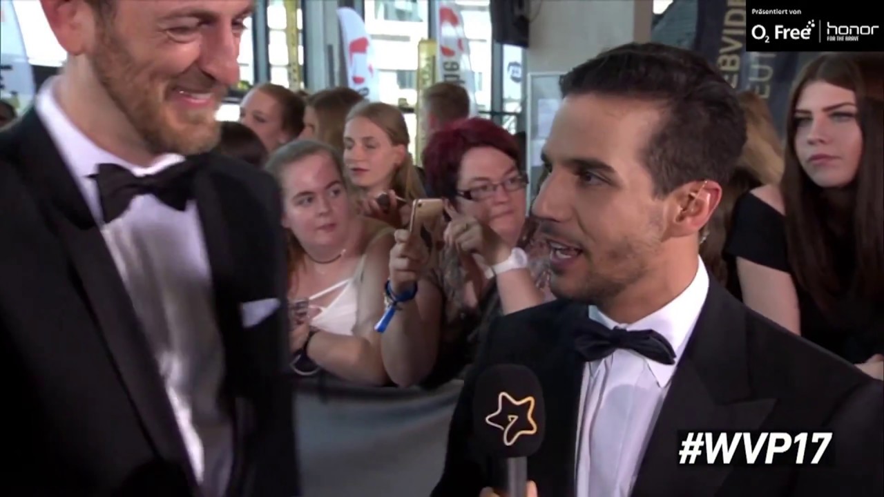 Webvideopreis 2017: Jan Winter und Oguz Yilmaz auf dem Blue Carpet