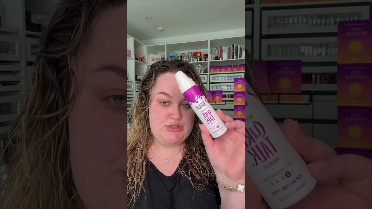 Replying to @Kelsey Morgan Broaddus Curly hair routine at your command yall! #curlyhair#wavyhairrou