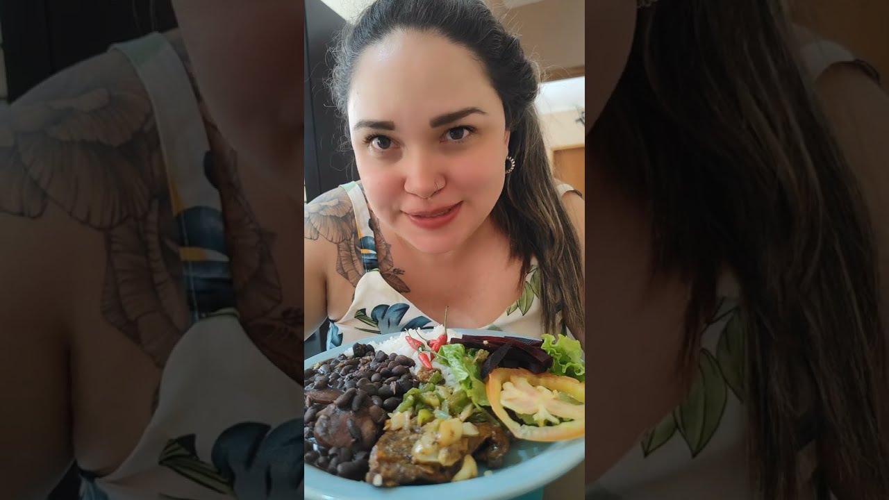#COMENDOMUITO : ALMOÇO DE HJ AQUI EM CASA (TUDO FRESQUINHO, Bife acebolado, Arroz, Feijão Preto 🥗🌶️)