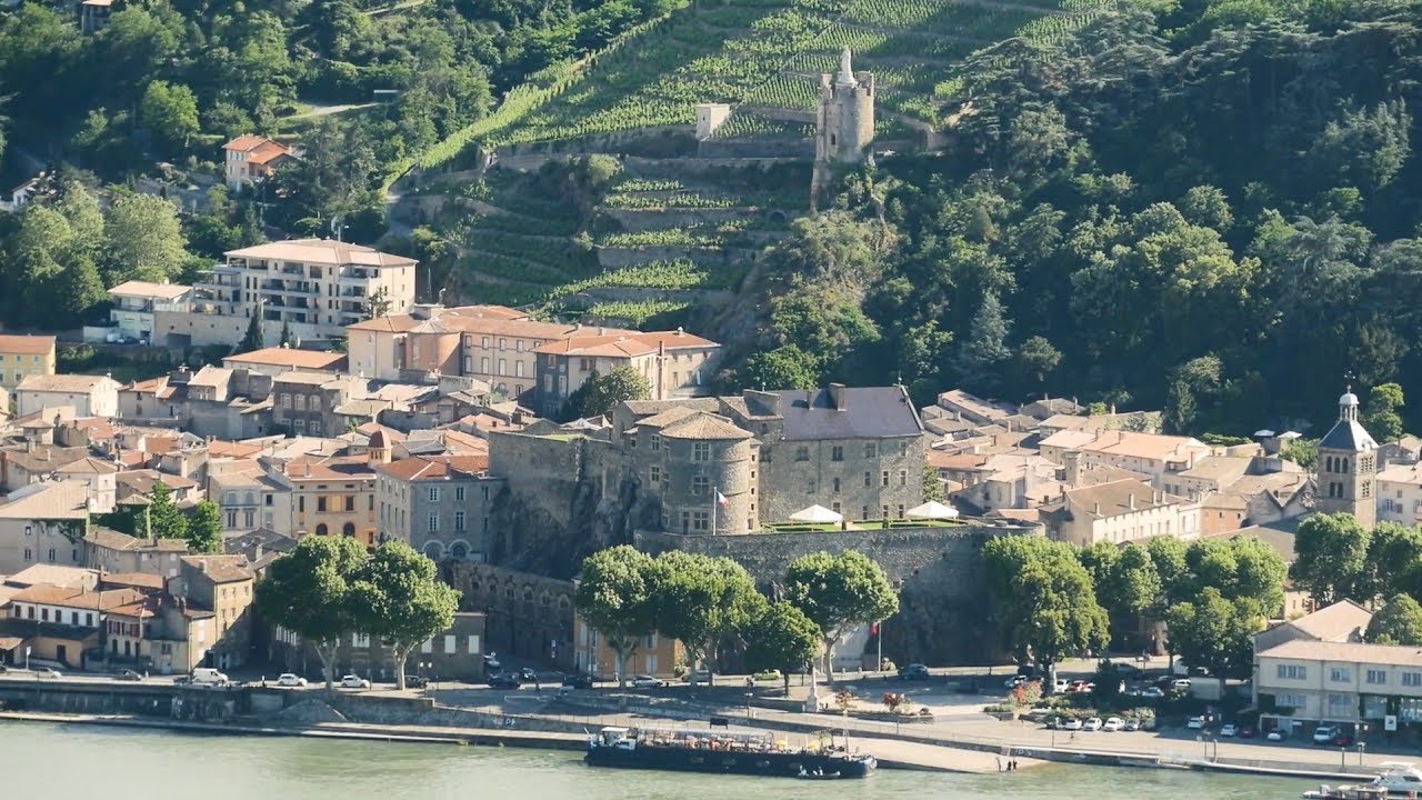 Ah! J'aime...Le Château de Tournon sur Rhône