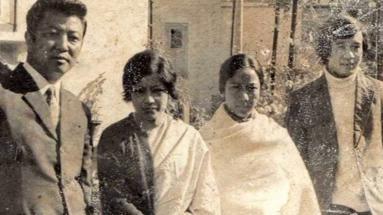 Samhalera Rakha  Singer : Shanti Thatal , Lyrics: Amber Gurung