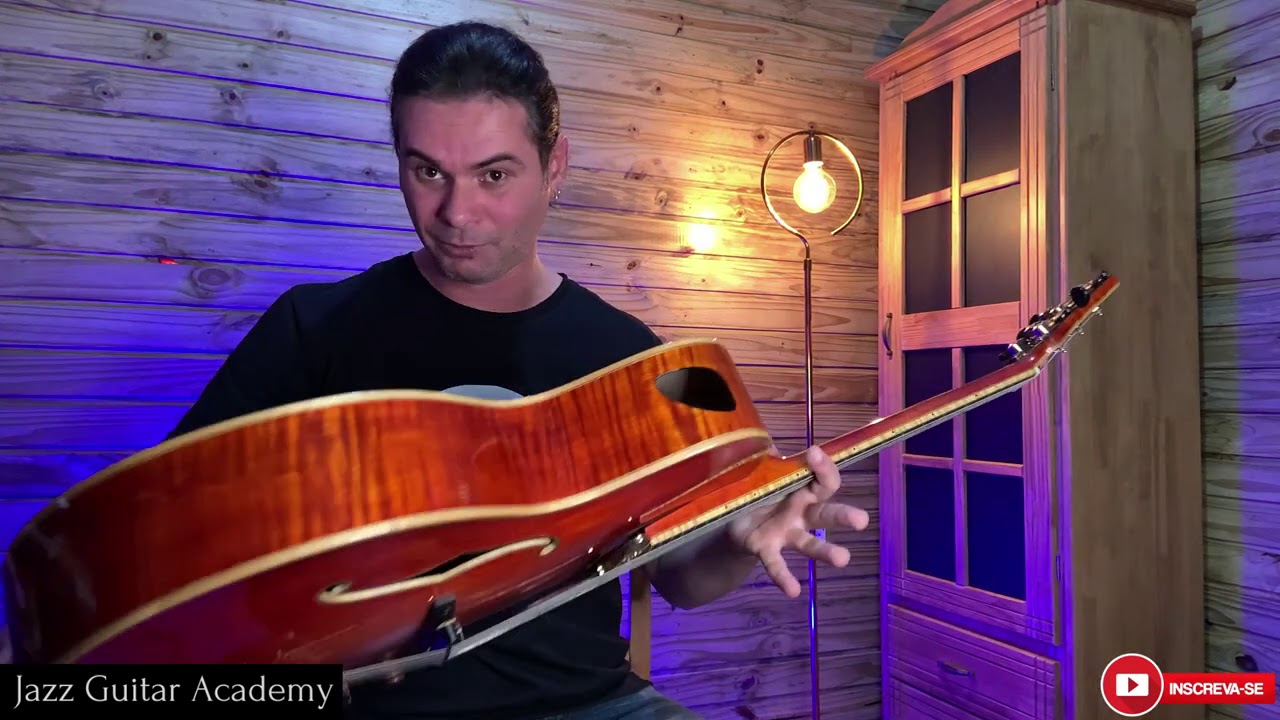 Minhas Guitarras #1 - Yunzhi (The Big Red).
