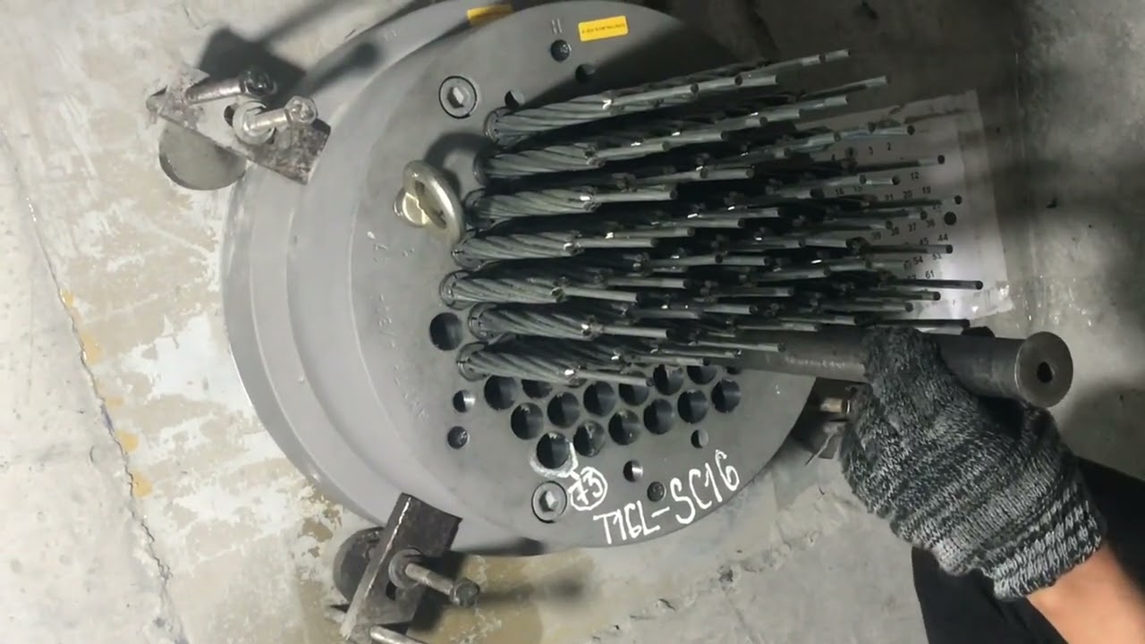 Công nghệ quá hiện đại căng cáp văng cầu Mỹ thuận 2