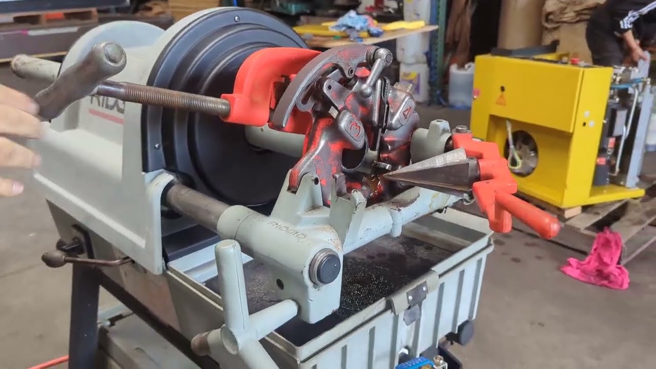 Ridgid 1822-I Pipe Threader Threading Machine 1/8